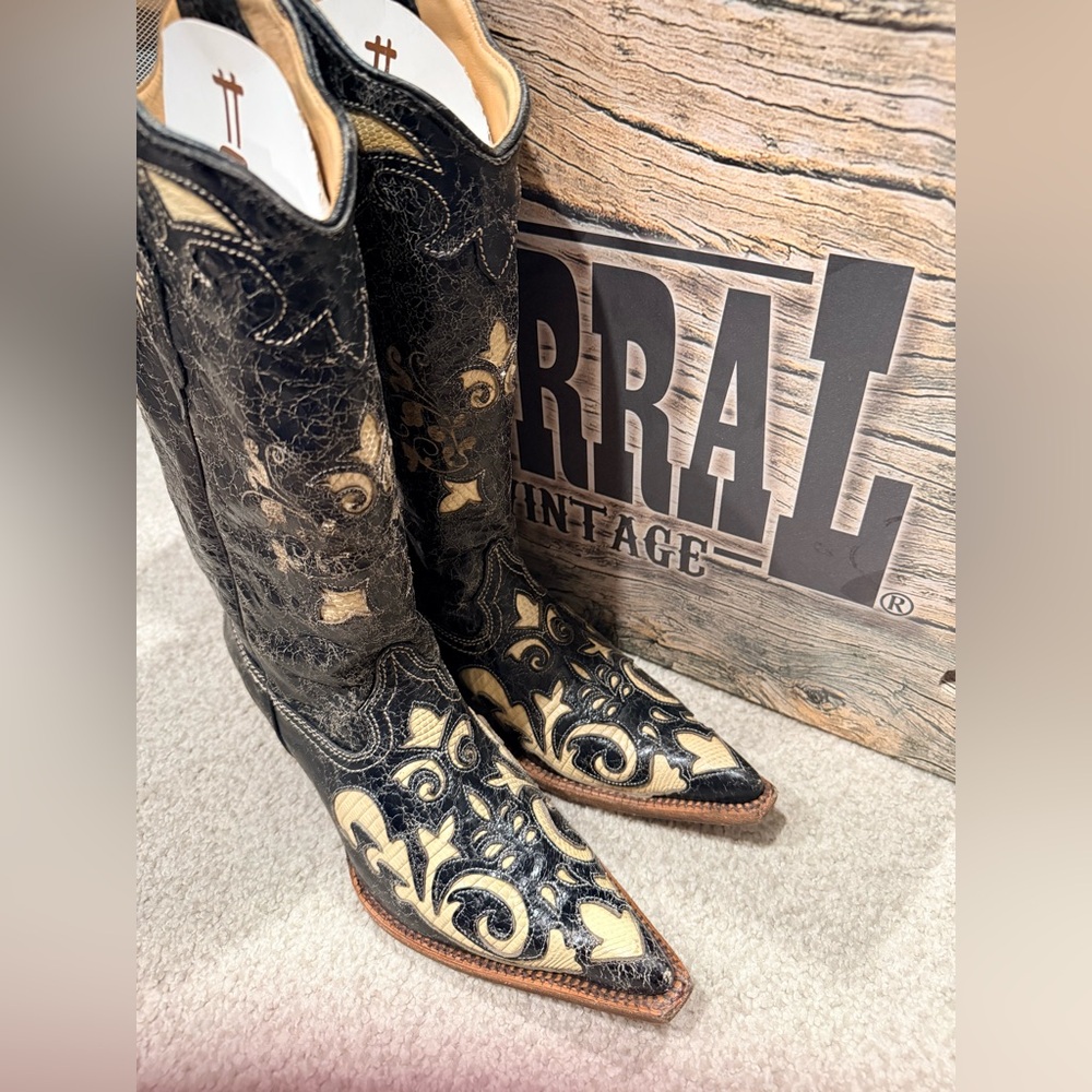 Corral Ladies Bone Vintage Lizard Boots C2116 Size 9